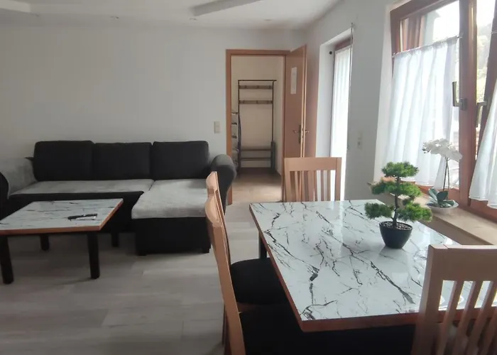 アパート Istrefi *